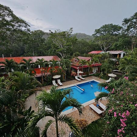 Villa Lu Amazon Ecolodge タラポト エクステリア 写真